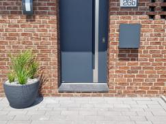 Aluminium Haustüre anthrazit mit Muldengriff in Brüggen